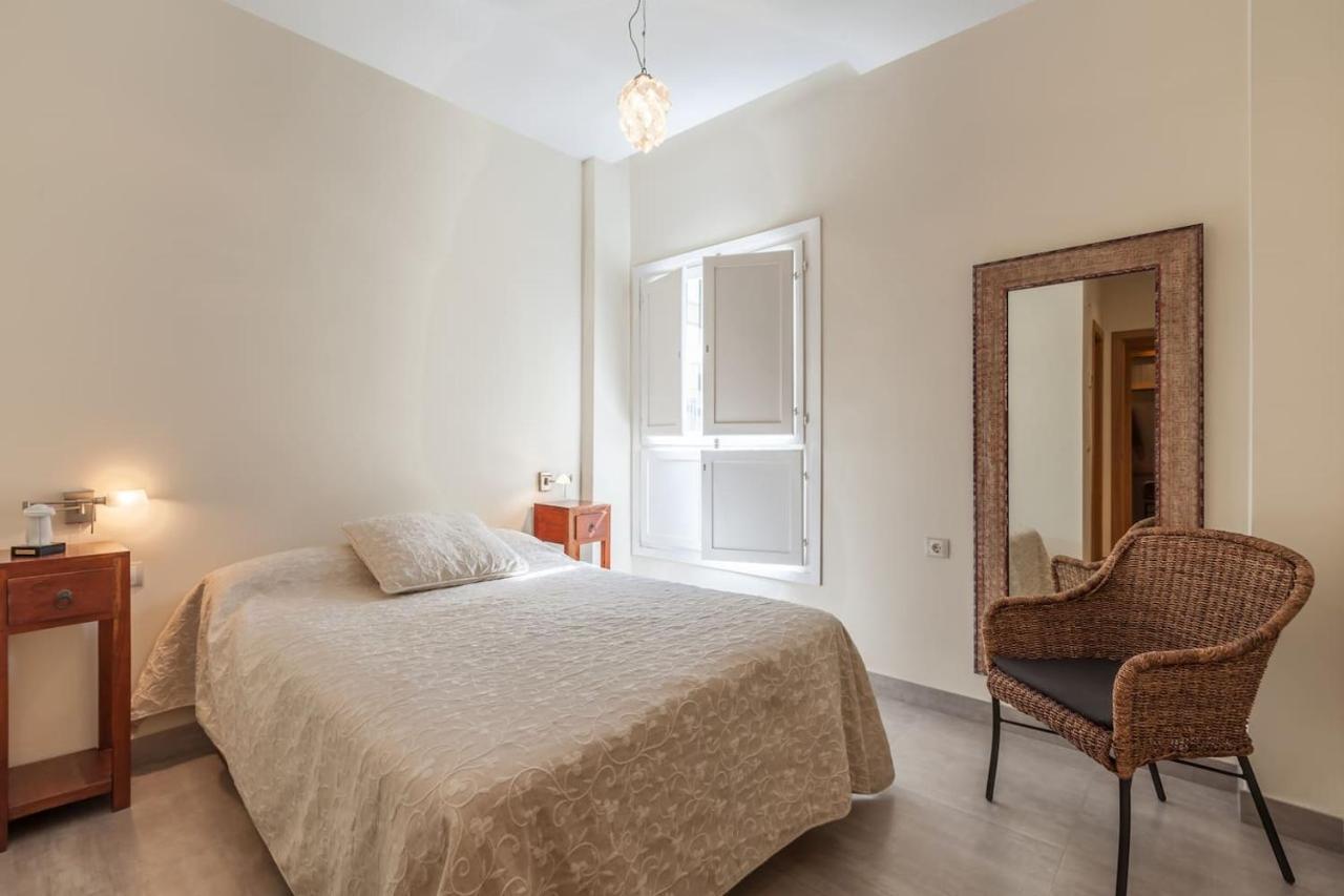 Apartamento Con Encanto En El Barrio De Santa Cruz Севілья Екстер'єр фото